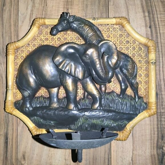 FIGI Graphics 2001 Vintage Serengeti Wall Sconce / - Picture 1 of 8